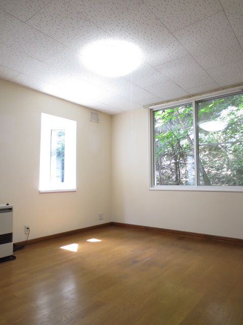 Living and room