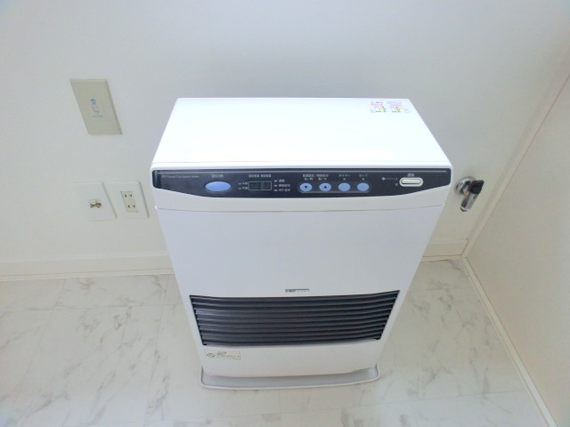 Other Equipment. Kerosene stove FF-conditioned ☆