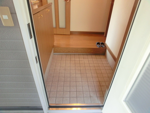Entrance. Entrance with no feeling of pressure!
