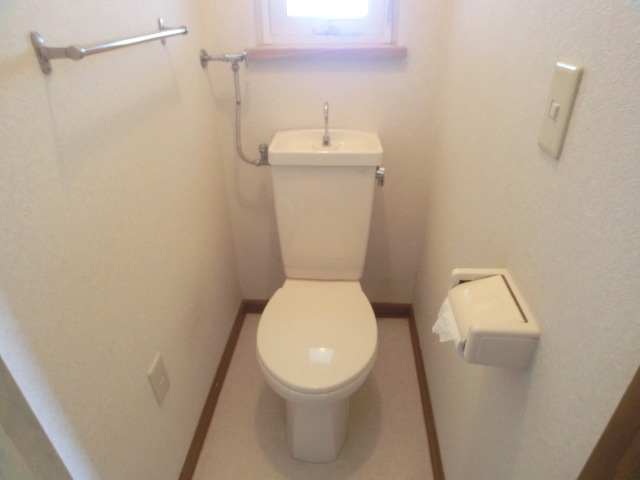 Toilet. Space of peace!