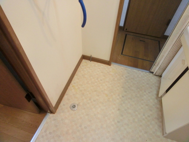 Washroom. Thank dressing room