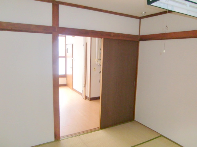 Other room space