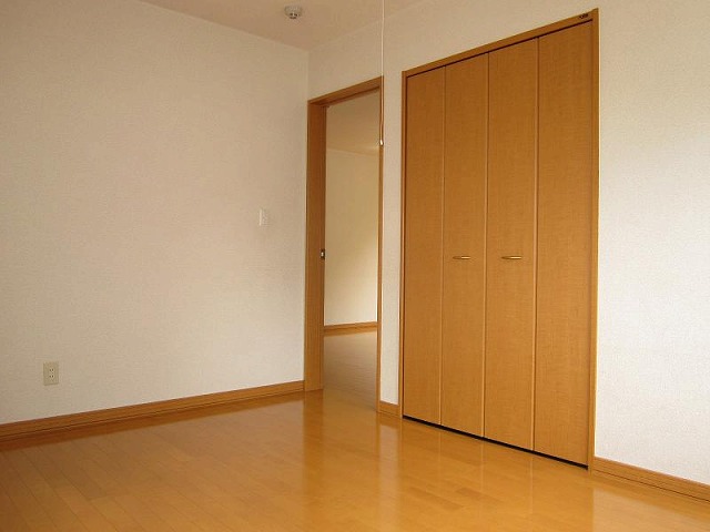 Other room space. Western-style is a 6-quires room ☆