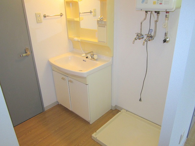 Washroom. Popular facilities to women who