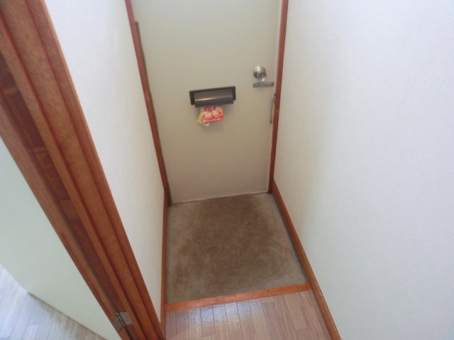 Entrance. Entrance with no feeling of pressure!