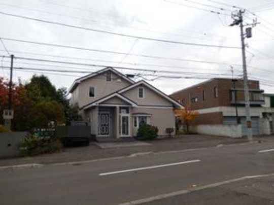 Local land photo. It is known as a quiet residential area, Makomanaimidori-cho 2-chome
