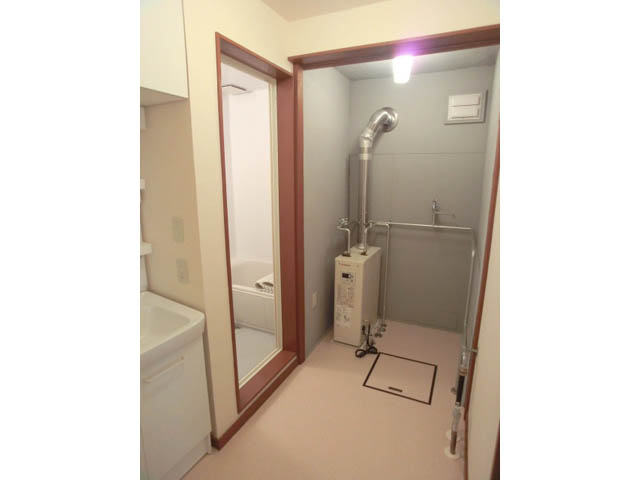 Washroom. Thank dressing room!