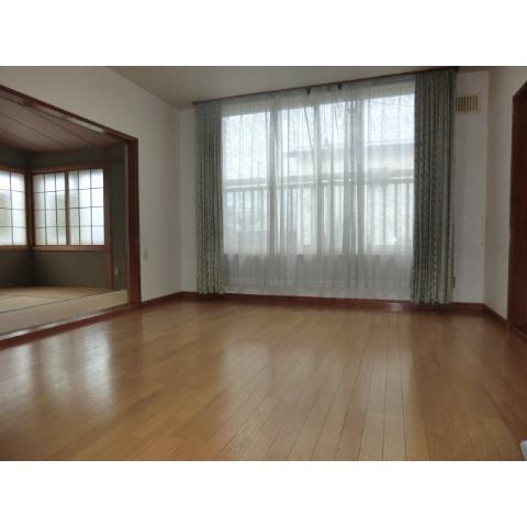 Living and room