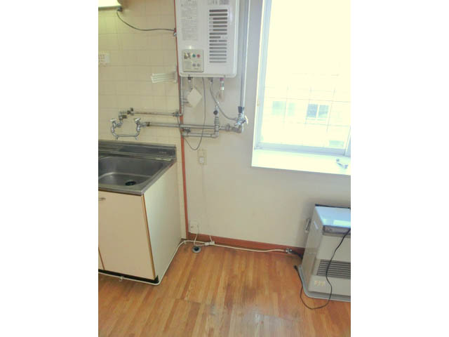 Other Equipment. This washing machine Storage!