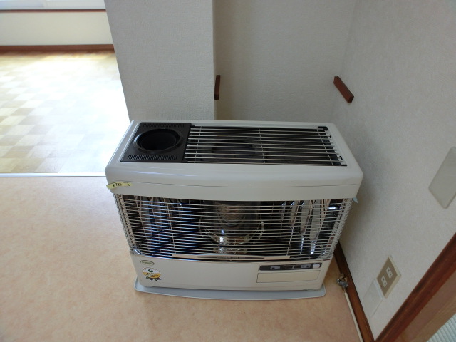 Other Equipment. Warmth likely kerosene stove