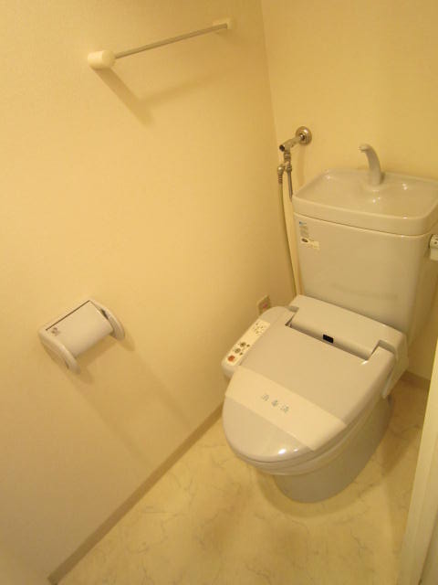 Toilet. It is equipped with gently comfortable bidet toilet in the buttocks. 