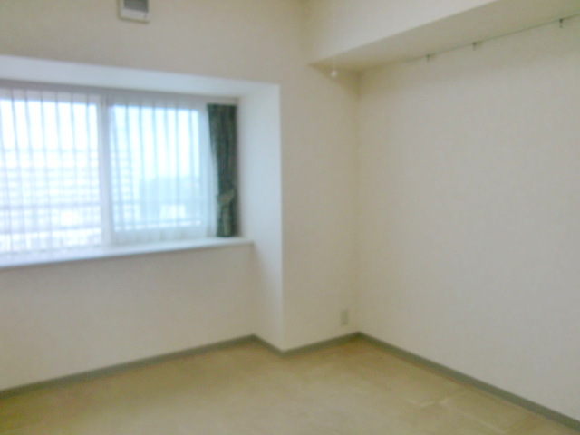 Other room space. Western style room