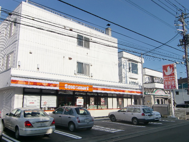 Convenience store. Seicomart (convenience store) up to 100m