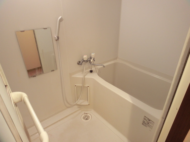Bath. Bathroom is here ☆