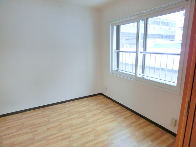 Other room space. Western is also have windows bright.