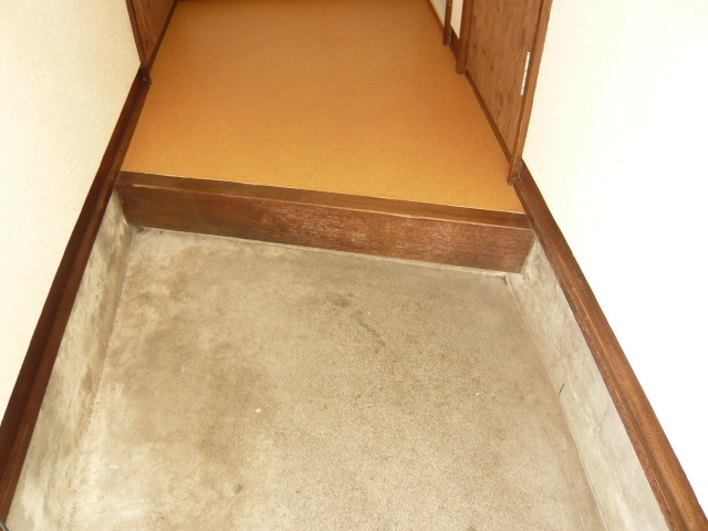 Entrance. ※ Photo of the same by Property Room No.
