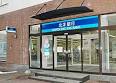 Bank. North Pacific Bank Makomanai 2444m to the central branch (Bank)