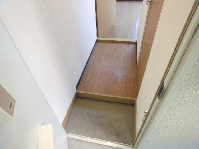 Entrance. Is the perfect entrance to the Single ☆