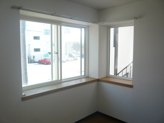 Other room space. Day is good ☆