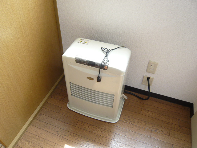 Other Equipment. Kerosene stove FF-conditioned ☆ Worry cold winter!
