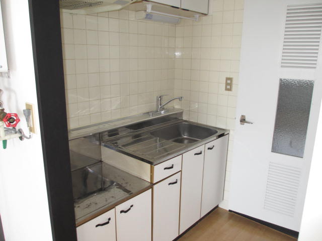 Kitchen. Independent kitchen!