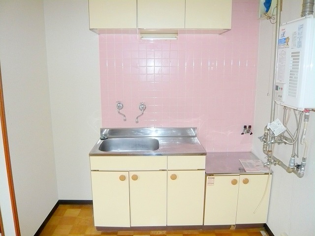 Kitchen. With storage!