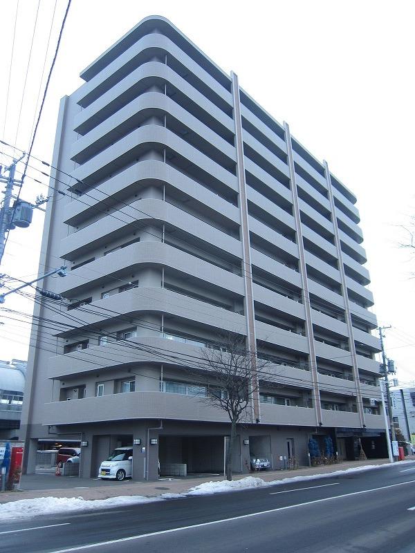 Local appearance photo. Local (12 May 2012) shooting