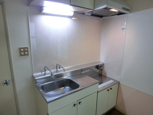 Kitchen. There are also housed in the above!