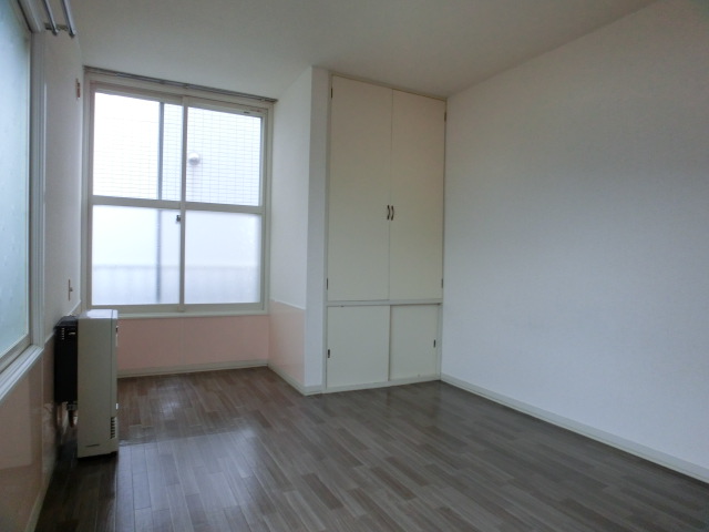 Other room space. Storage is wide!