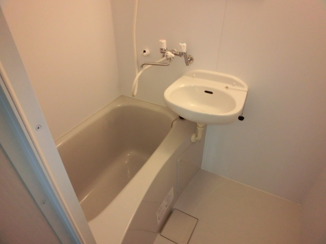 Bath. There is also a wash basin space.