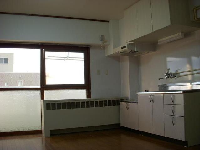 Living. Indoor (11 May 2013) Shooting