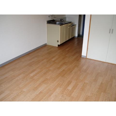 Living and room