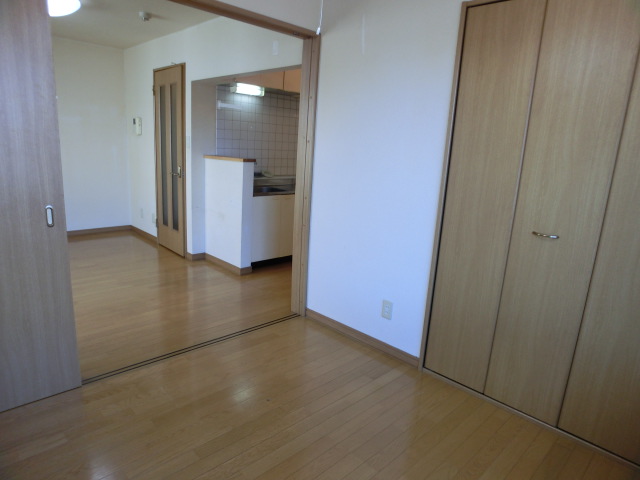 Other room space. Large storage with a Western-style!
