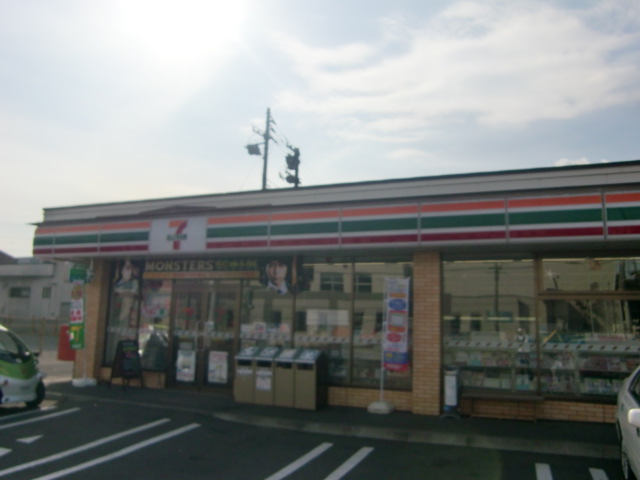 Convenience store. Seven-Eleven Sapporo Miyanosawa Article 2 store up (convenience store) 500m