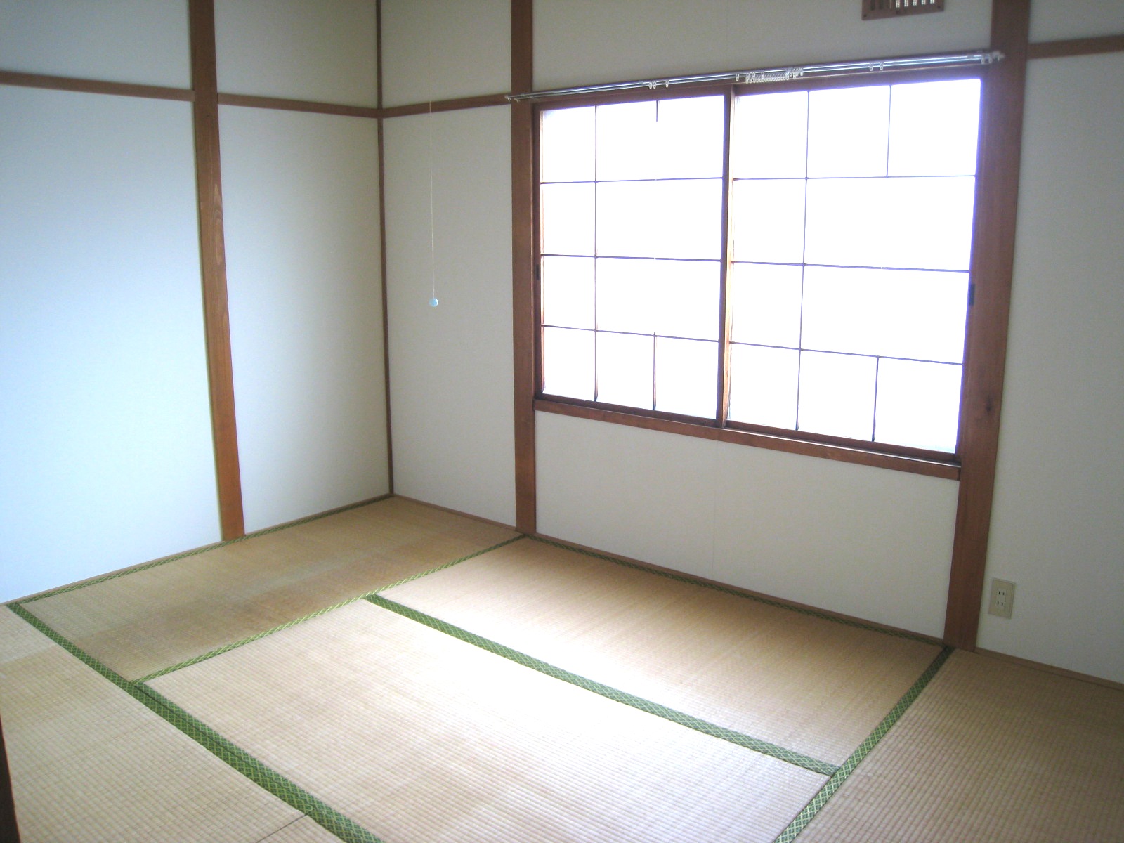 Other room space. Japanese-style room also has been decorated