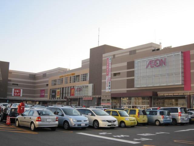 Shopping centre. semantic design ion Sapporo Hassamu shop until the (shopping center) 596m