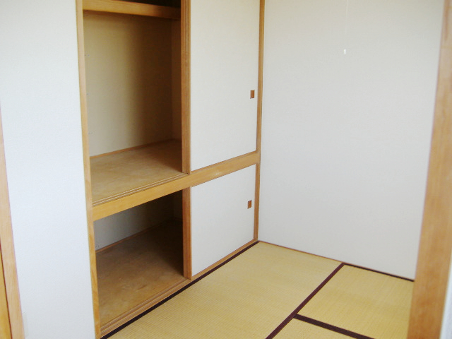 Other room space