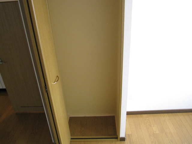 Other room space