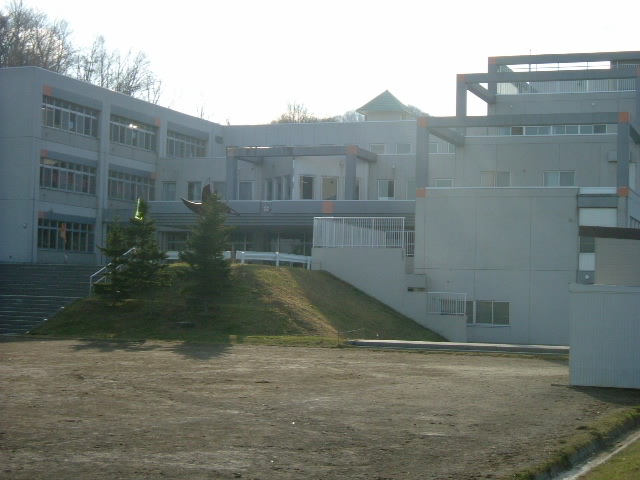 Primary school. 664m to Sapporo City Teine Miyaoka elementary school (elementary school)