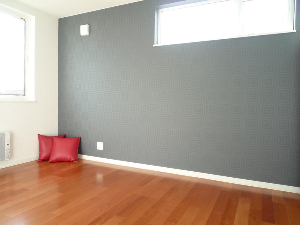 Non-living room. 3F of Western-style. Use the accent color is one side.