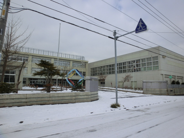Junior high school. 772m to Sapporo City Teine east junior high school (junior high school)