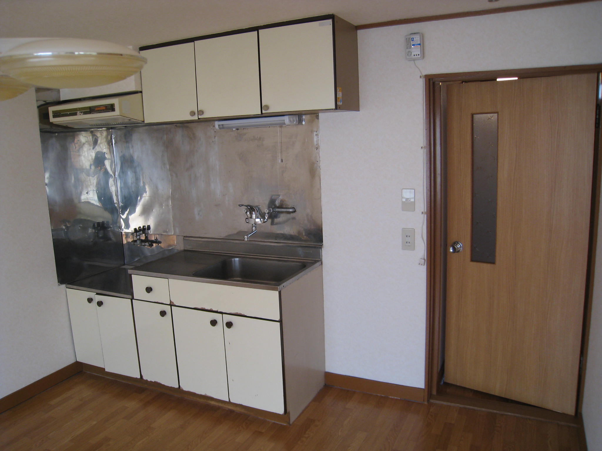 Kitchen. Photo is the same specification