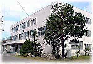 Primary school. 402m to Sapporo Municipal Hassamu Higashi elementary school (elementary school)