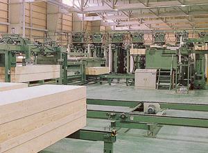 Construction ・ Construction method ・ specification. Use the "laminated wood" in the structural material. There is no twist and shrinkage, Compared to solid wood boasts the strength of even 1.5 times.
