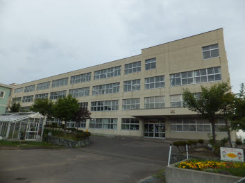 Primary school. 830m to Sapporo Municipal Nishino second elementary school (elementary school)