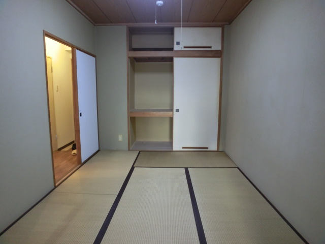 Other room space