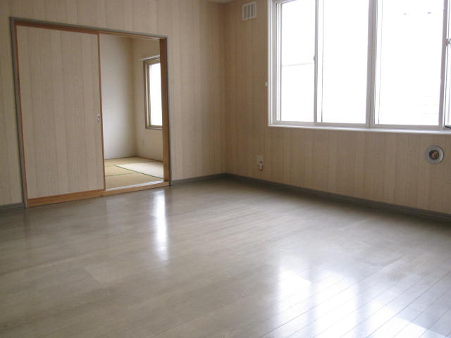 Other room space