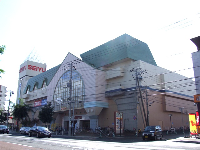 Shopping centre. (Ltd.) Seiyu Nishimachi store (shopping center) to 270m