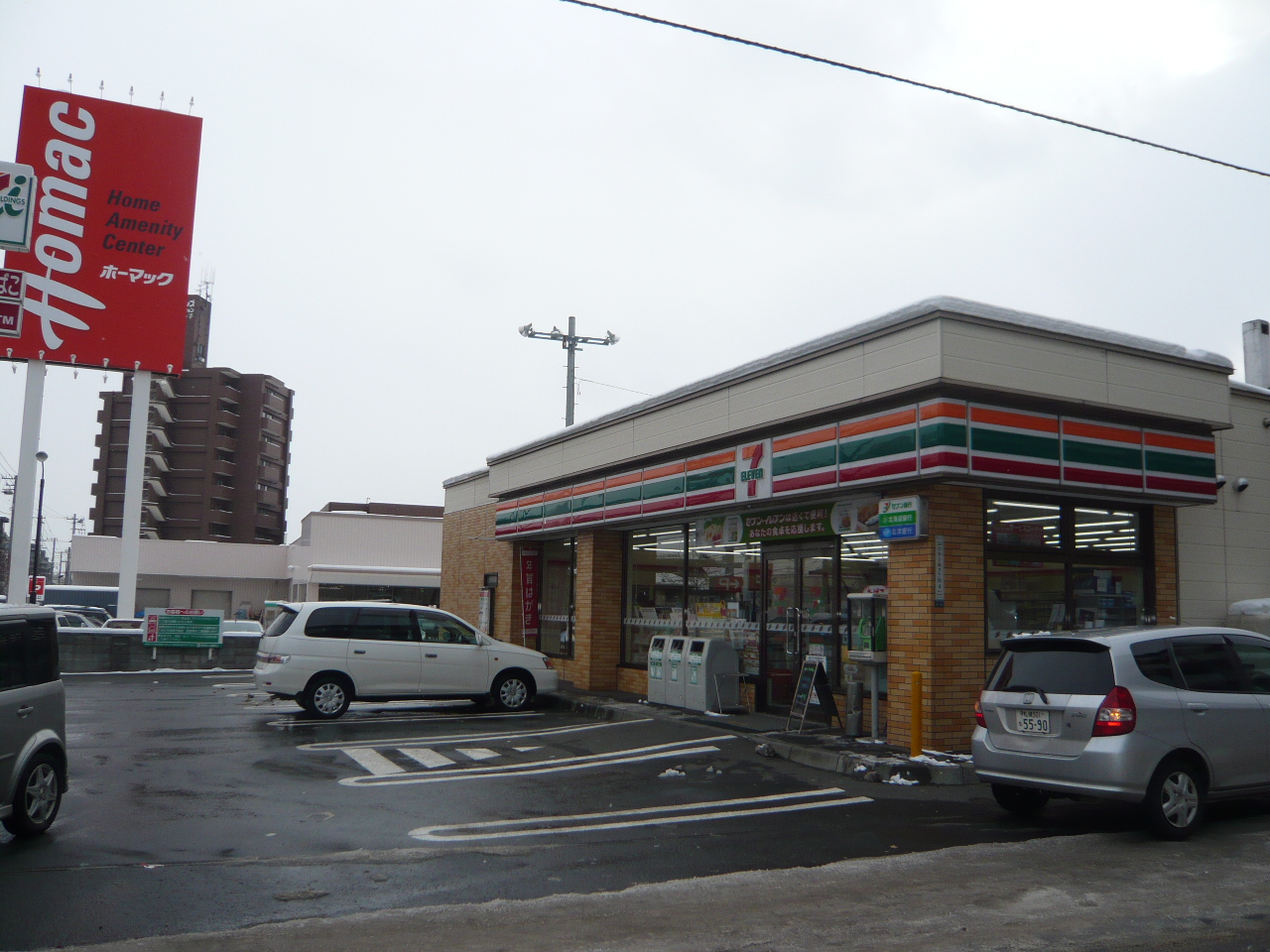 Convenience store. Seven-Eleven Sapporo Yamanote Article 1 store up (convenience store) 1083m