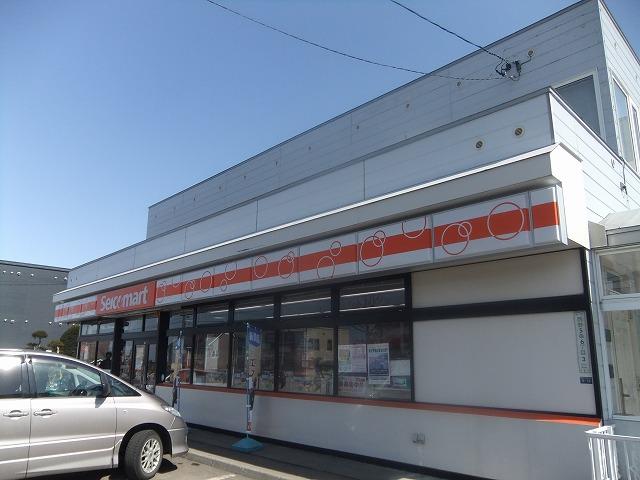 Convenience store. Seicomart Maruzen to the store 135m